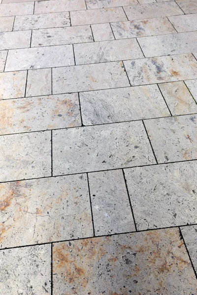 Płytki kamienne na chodniku — Zdjęcie stockowe
