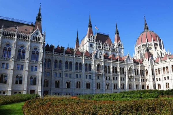 Budapest, ungarisches Parlament — Stockfoto