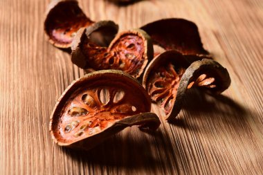 Makro dilimleri kurutulmuş bael meyve 