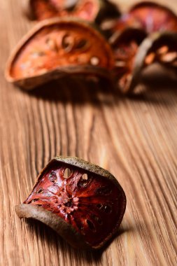 Kurutulmuş bael meyve makro dilim kadar kapatın