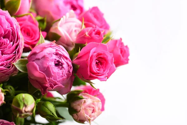 Bouquet Rose Rosa Isolato Sfondo Bianco — Foto Stock