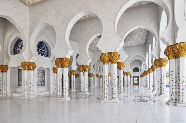 Abu Dhabi Émirats Arabes Unis Juin 2012 Magnifique Mosquée Cheikh — Photo