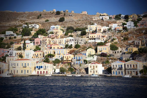 Úžasné Řecko Obrázkový Ostrov Symi — Stock fotografie