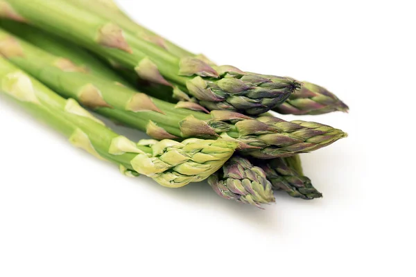 Verduras Verdes Espárragos Frescos Sobre Blanco —  Fotos de Stock