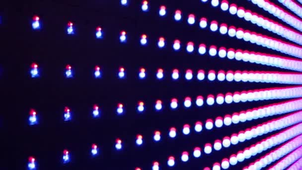 Filas de luces intermitentes brillantes — Vídeos de Stock