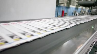 Dergi Basım Kompleksi ile konveyör
