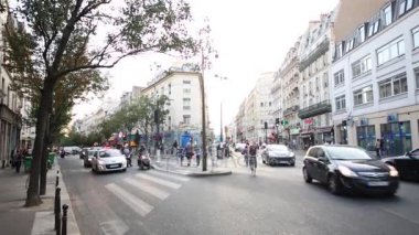 Hareketli arabalar, bisikletçiler, Paris Mağazalar sokak