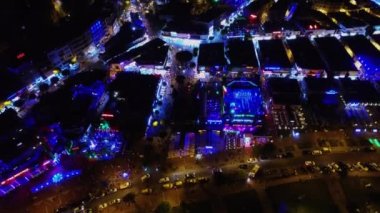 Gece kulüpleri, gece şehir sokakları