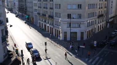 Paris alanında uyku sokak köşesinde 