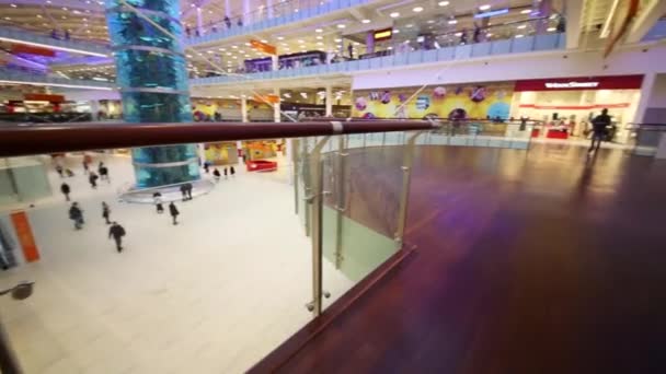 Round platform in shopping center Aviapark — Stock Video