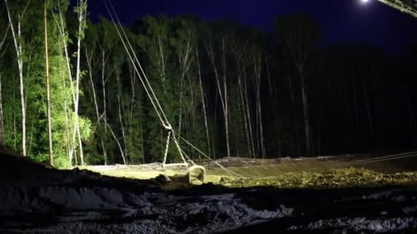 Absetzer levage sable sur la carrière — Video