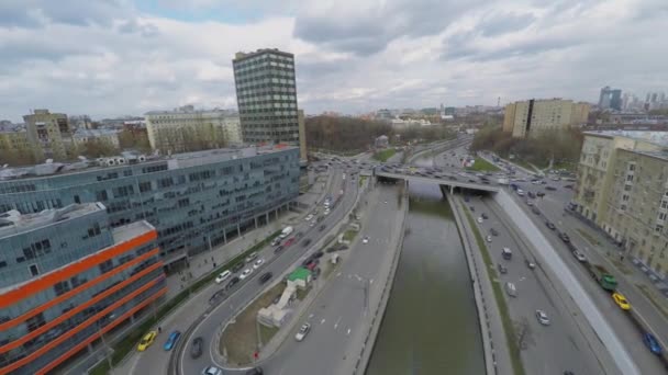 Tuin Ring en Yauza rivier Dijk — Stockvideo