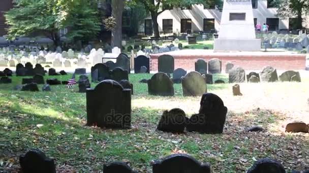 在波士顿的粮仓公墓 — 图库视频影像