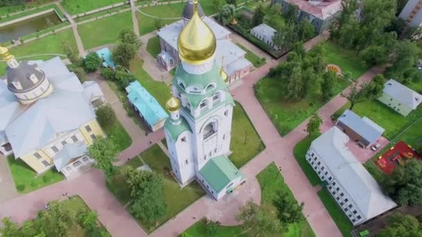 Territorium des historischen und architektonischen Komplexes Rogoschskaja sloboda — Stockvideo