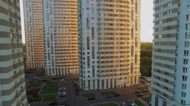 Konut Kompleksi Moskova Elk adada evleri