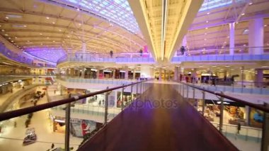 Birinden Aviapark kat görüntülemek