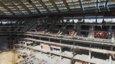 İnşaat alanında çalışanlar 