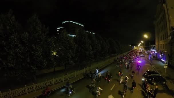 Cyclists ride by street during Firs Night Cycling Parade — Stock Video