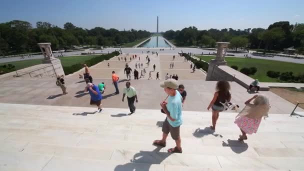Ludzie w National Mall w Waszyngtonie — Wideo stockowe