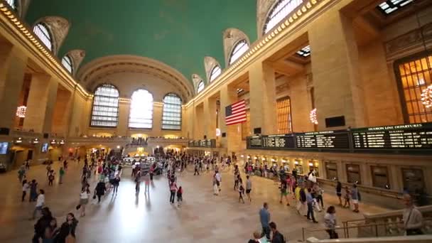 Hall en Grand Central Terminal en Nueva York — Vídeos de Stock