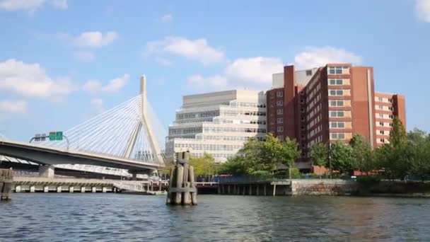 Bunker Hill brug in Boston — Stockvideo