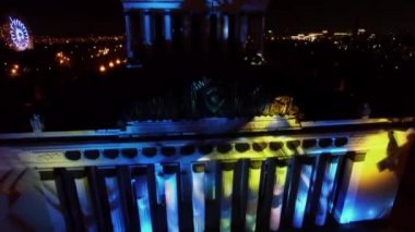 Fuar ana köşk cephesinde video projeksiyon 