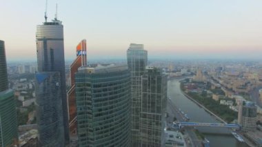 Moskova Uluslararası İş Merkezi road yakınındaki 