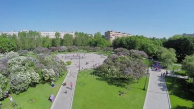 insanlar tarafından leylak Bahçesi sokaklar