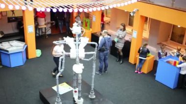 Birinci katta interaktif müze Fuar