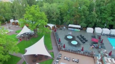 Kentsel kumsalda bağlantı noktası Vdnh insanlarda