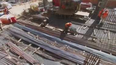 site bina üzerinde çalışma insanlar 