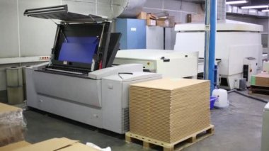 Sistem yükleme için tabak baskı makinesine ofset..