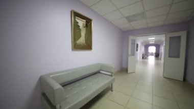 Moskova, Rusya - 31 Ağustos 2015: Işık koridor modern klinik Endosurgery Merkezi ve litotripsi (Celt)