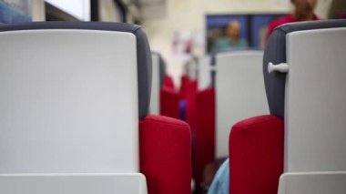 Koltuk sırt kalabalık hareketli rahat trenin