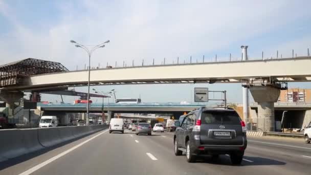 Mosca Russia Agosto 2014 Traffico Trasporto Sull Autostrada Leningradskoye Nell — Video Stock