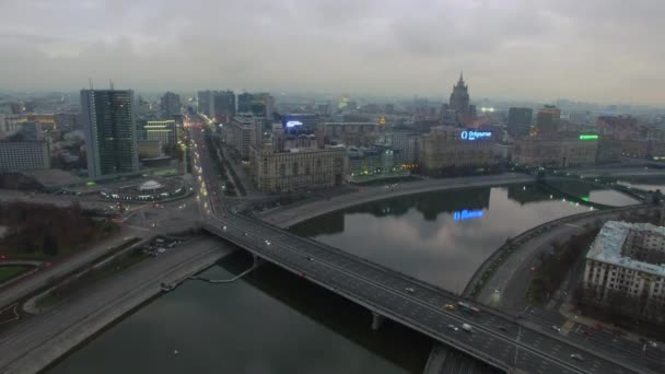 Moskva Nov 2015 Stadsbild Med Transport Trafik Novoarbatsky Bron Vid — Stockvideo