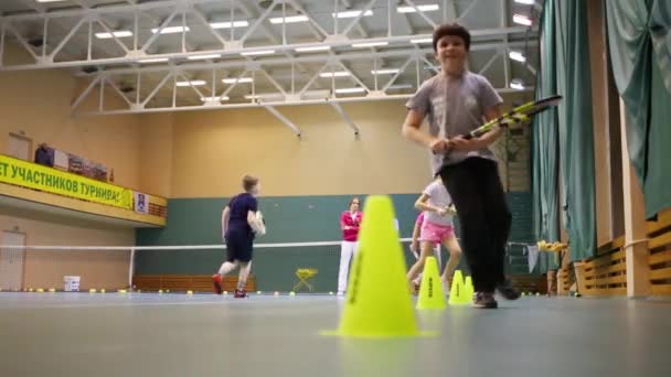 Moscow Apr 2015 Children Train Tennis Club Vulcan Ivanteevskaya Street — Stock Video