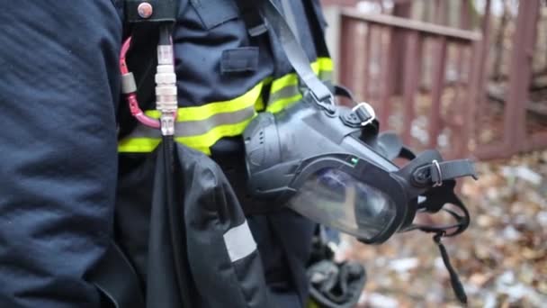 Hanging Mask Costume Firefighter Outdoor Winter — Stock Video