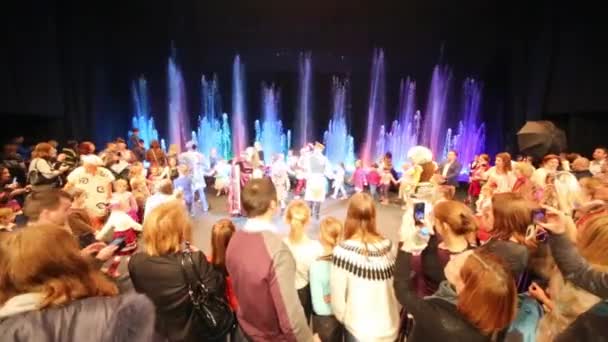 Moscow Russia Dec 2014 Actors Spectators Dance Stage Christmas Performance — Stock Video