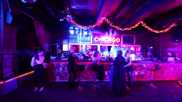 Moskva Apr 2015 Bar Firande Första Året City Magazine Chicago — Stockvideo