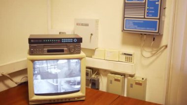 Monitör ve video gözetimi için donatım