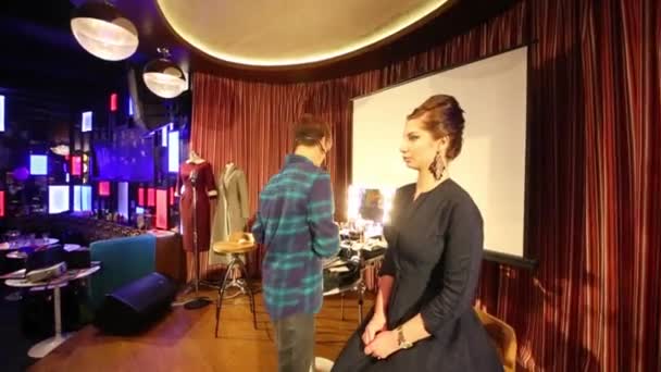 Moskova Ocak 2015 Adam Makyaj Retro Güzellik Gün Beverly Hills — Stok video