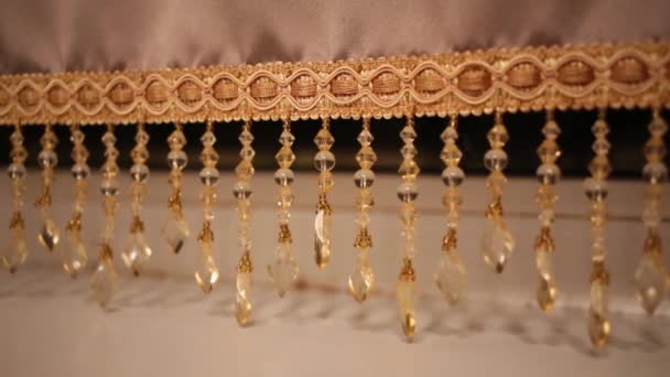 带珠子的条纹 家具和室内装饰 — 图库视频影像