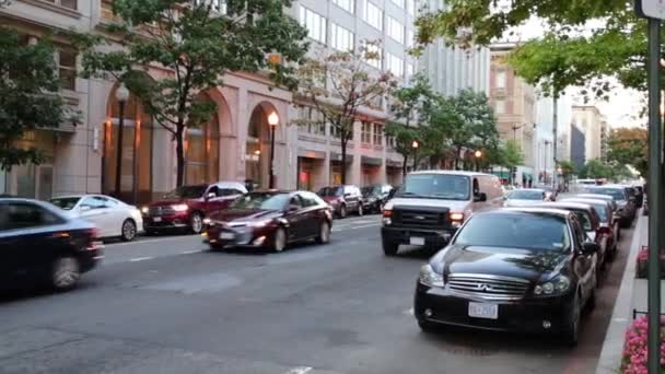 Usa Washington Aug 2014 Cityscape Car Traffic Many Auto Beautiful — Stock Video