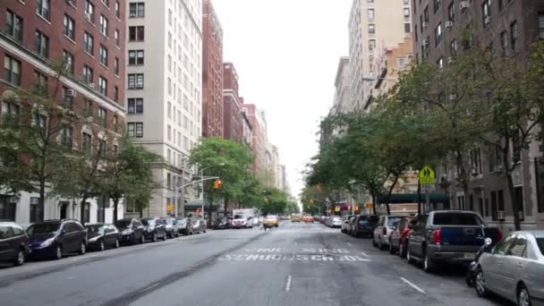 Nyc Usa Aug 2014 Morning Street Large Number Parked Cars — Stock Video