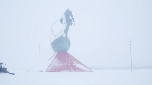 Moskou Dec 2014 Monument Spartak Tijdens Sneeuwval Buurt Van Spartak — Stockvideo