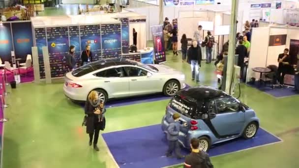 Moscow Rusya Federasyonu Mart 2015 Üçüncü Uluslararası Sergi Ziyaretçi 2015 — Stok video