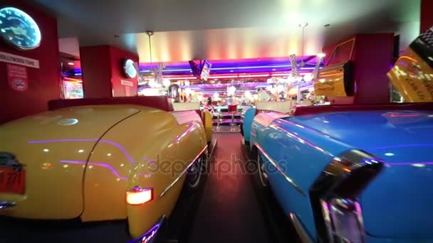 Moszkva Jan 2015 Régi Autók Beverly Hills Diner Hálózat Stilizált — Stock videók