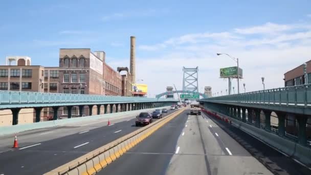 Philadelphia Usa Settembre 2014 Movimento Attraverso Benjamin Franklin Bridge Ponte — Video Stock