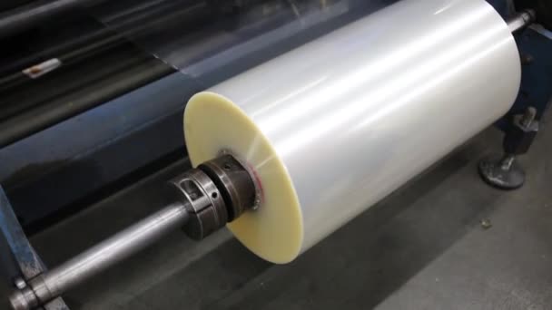 Rotolo Film Laminazione Copertine Riviste Lucide — Video Stock